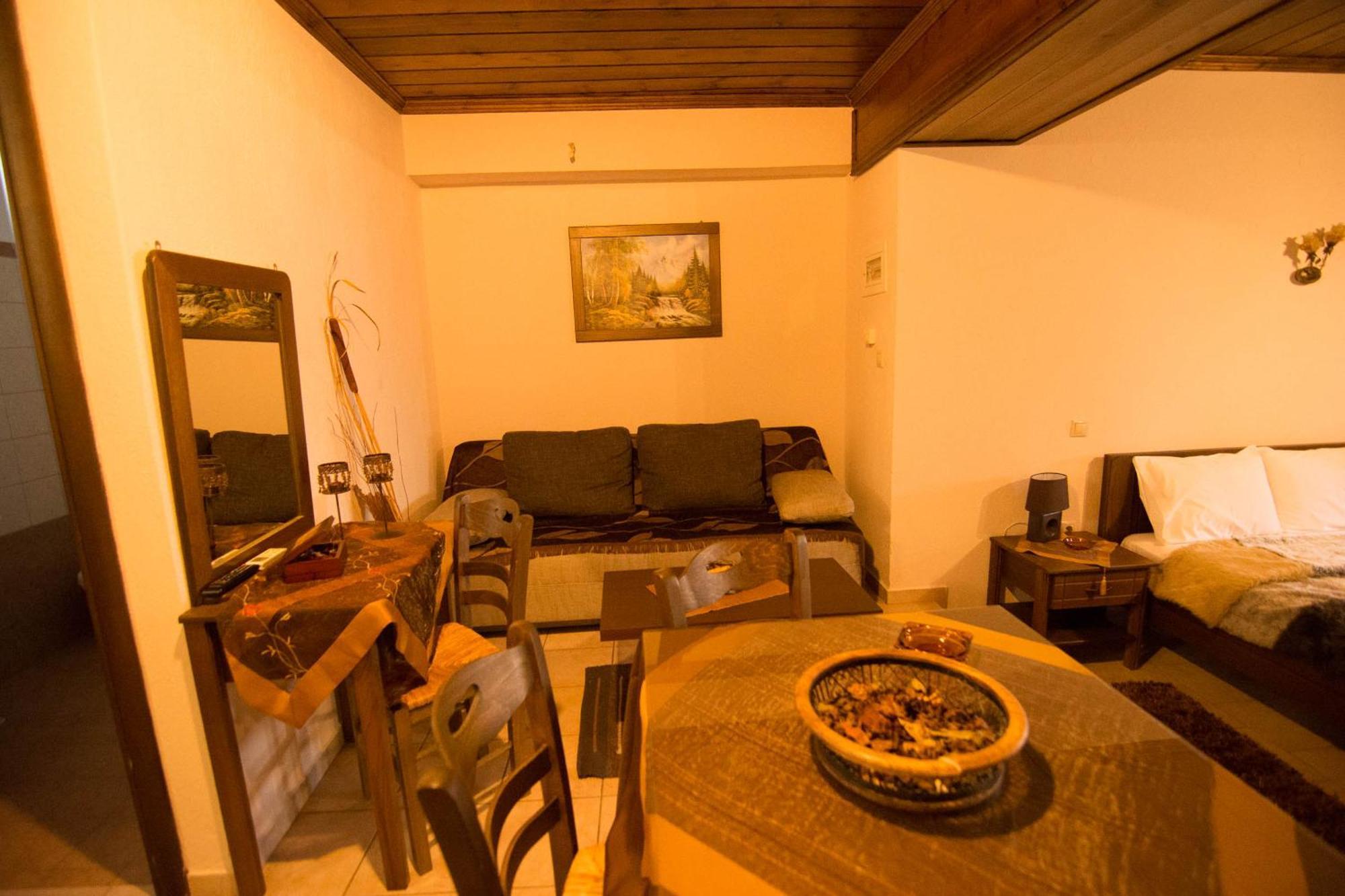 Spitiko Apartamento Káto Loutrákion Exterior foto