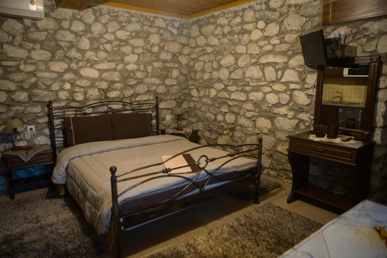Spitiko Apartamento Káto Loutrákion Exterior foto
