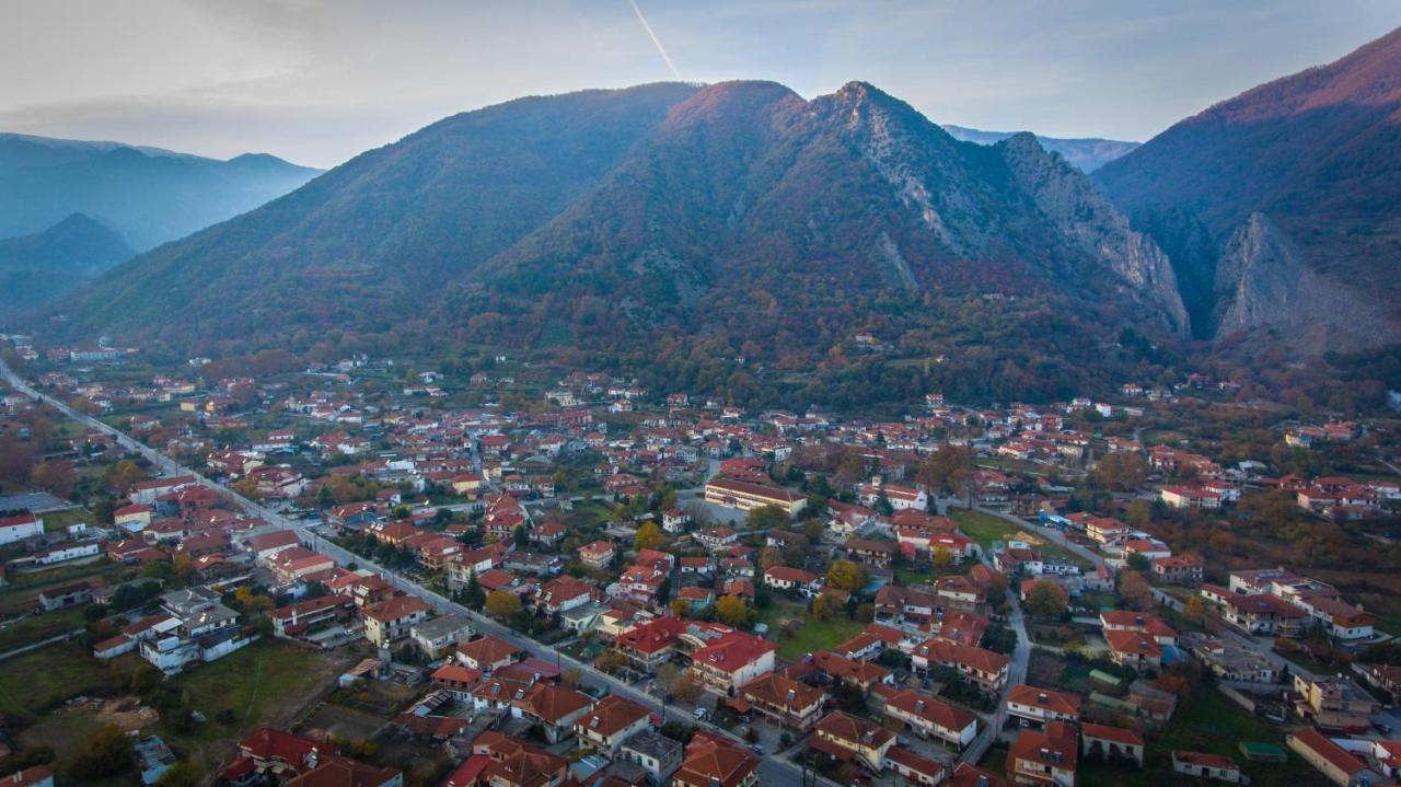 Spitiko Apartamento Káto Loutrákion Exterior foto