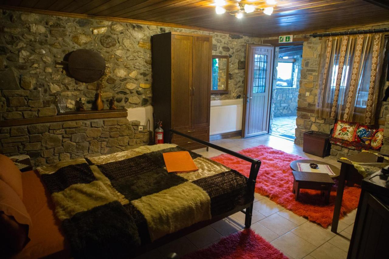 Spitiko Apartamento Káto Loutrákion Exterior foto